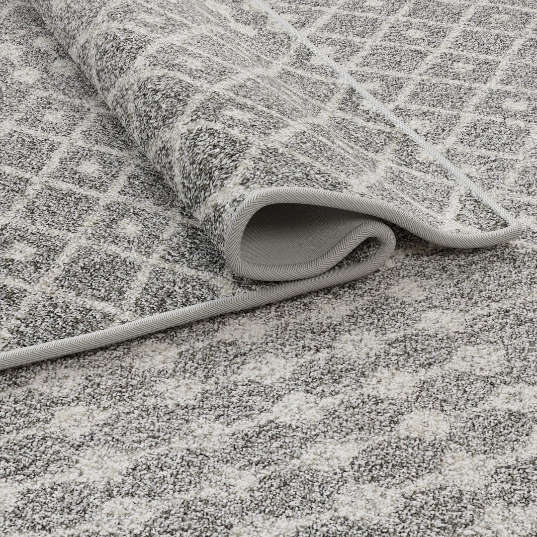 Eviva Grid 5' x 7' Geometric Gray/Cream Rug