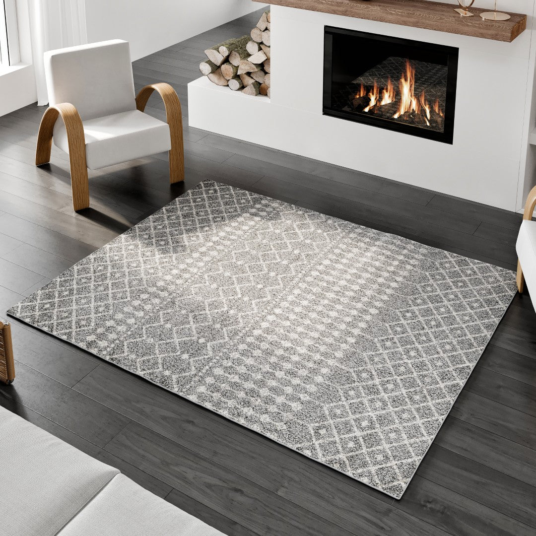 Eviva Grid 5' x 7' Geometric Gray/Cream Rug