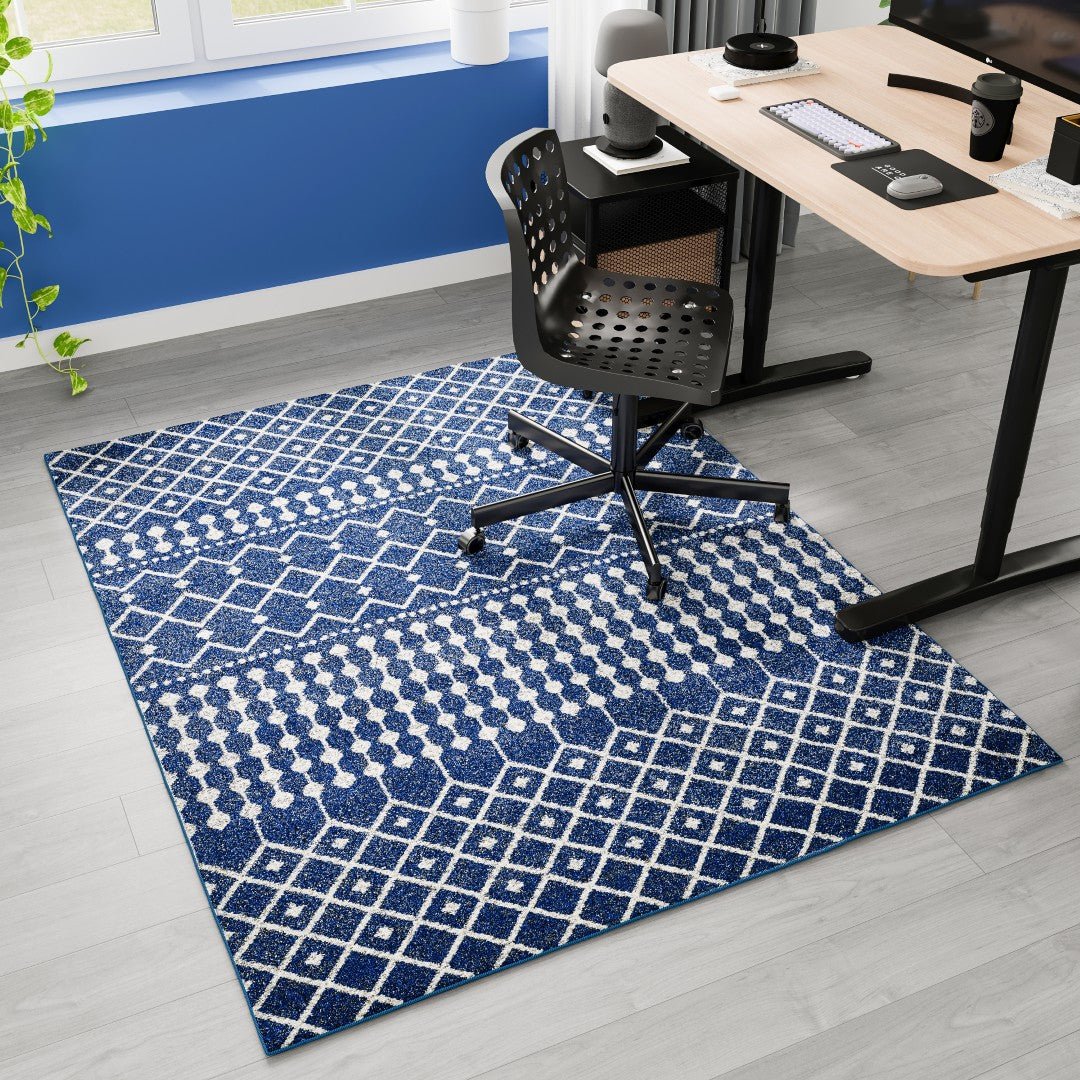 Eviva Grid 5' x 7' Geometric Blue/Cream Rug - Rug by Eviva