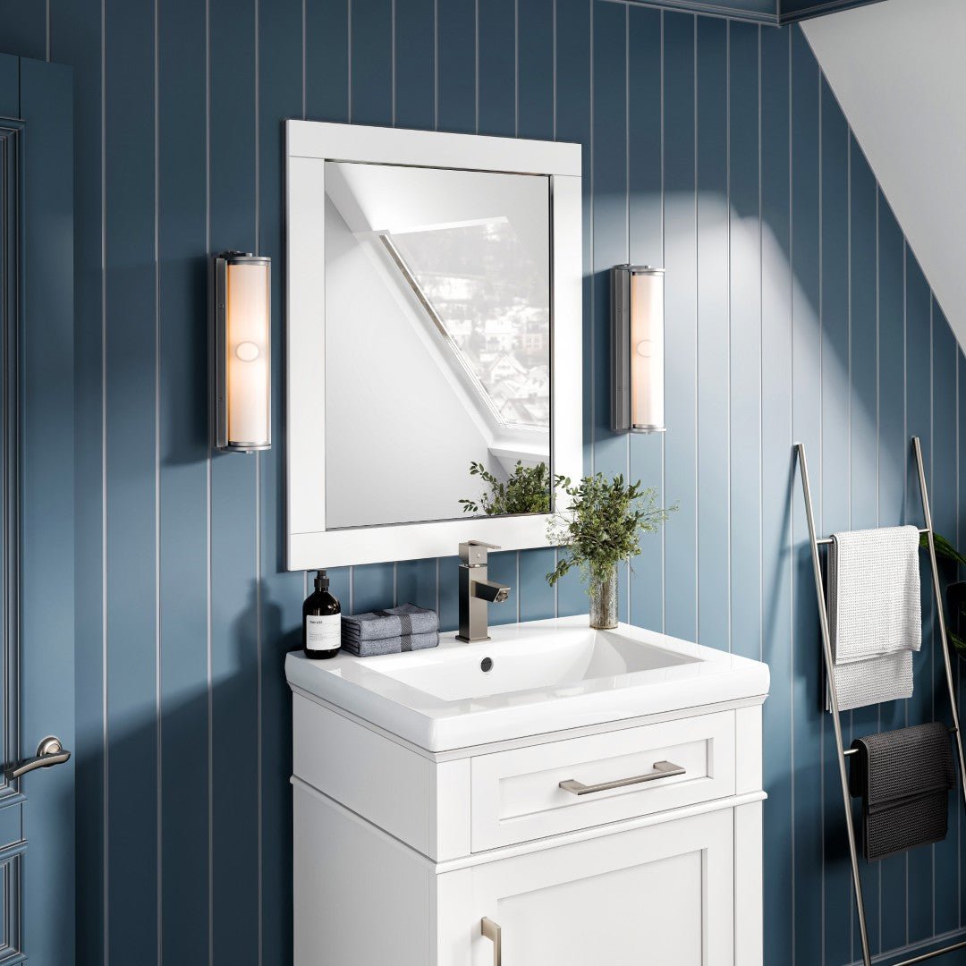 Eviva Aberdeen 24" x 30" Rectangular White Wooden Framed Mirror - Mirror by Eviva