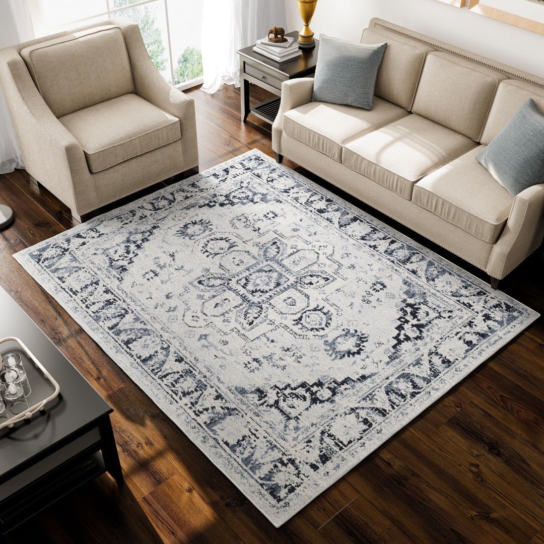 Eviva Capricorn 3' x 5' Oriental Blue/Cream Rug - Rug by Eviva