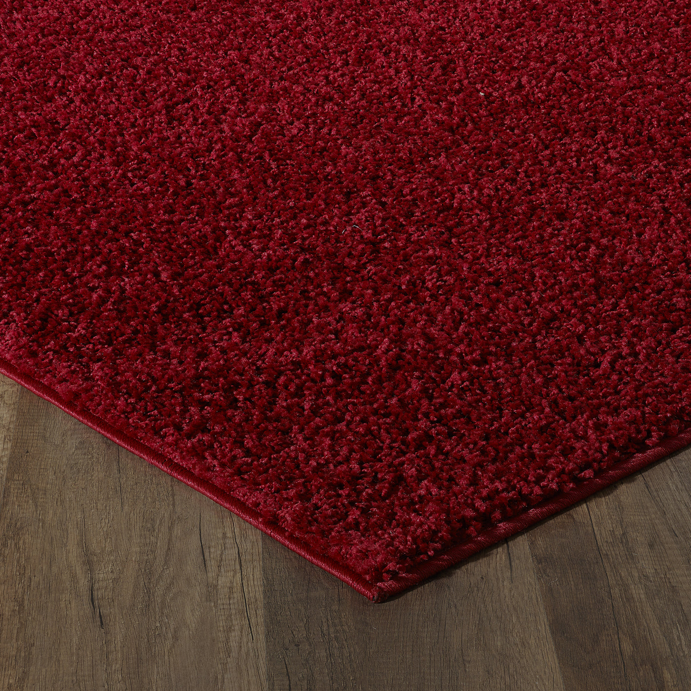 Dreamy 6' x 9' Solid Red Rug