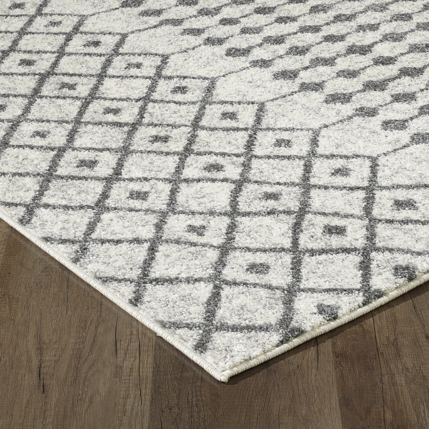 Grid 2' x 8' Geometric Gray/Cream Rug